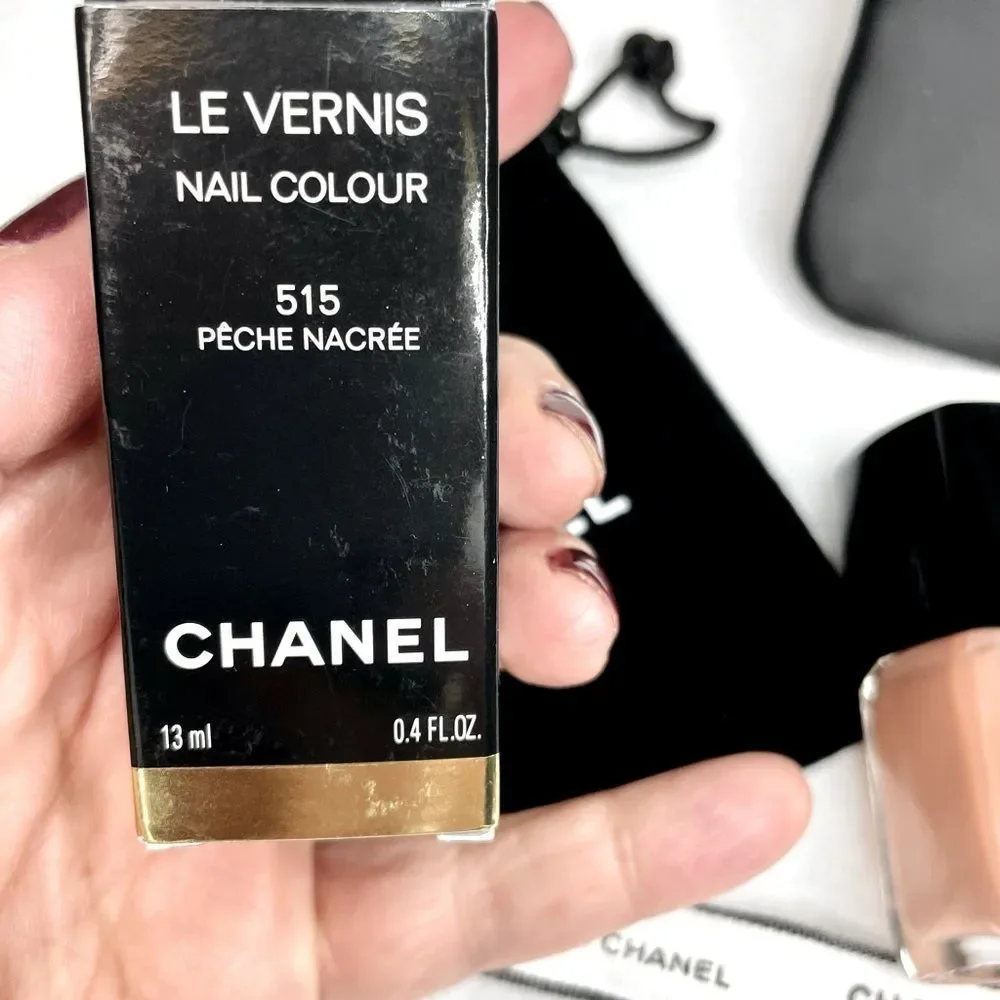 Brand New Bundle Giorgio Armani pouch & Chanel Le Vernis - Picture 2 of 14